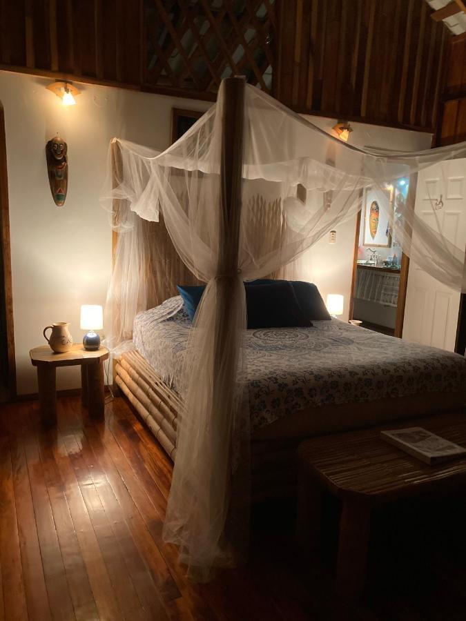 Coral Hill Bungalows Cahuita Bagian luar foto